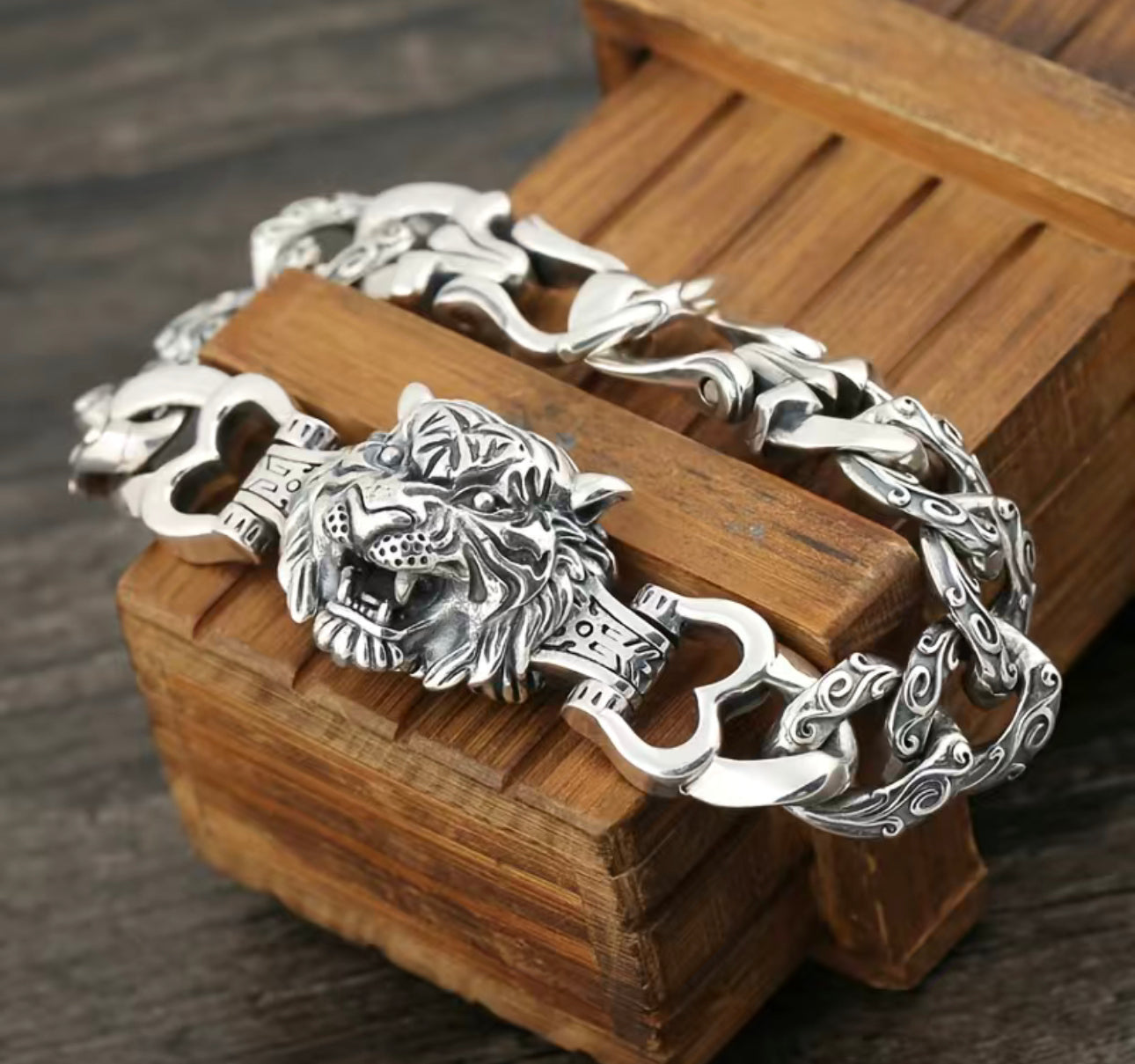 Tiger head Mens Bracelet