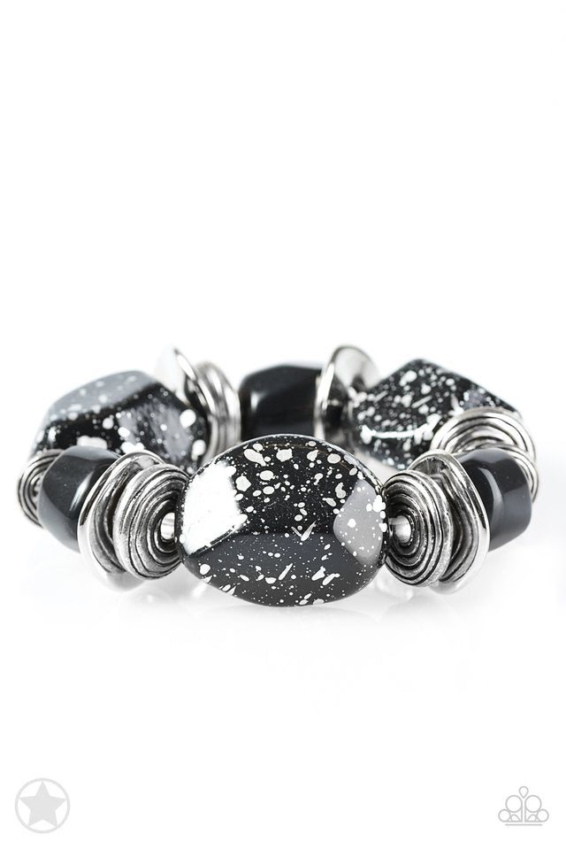 Blockbuster Necklace and Bracelet black