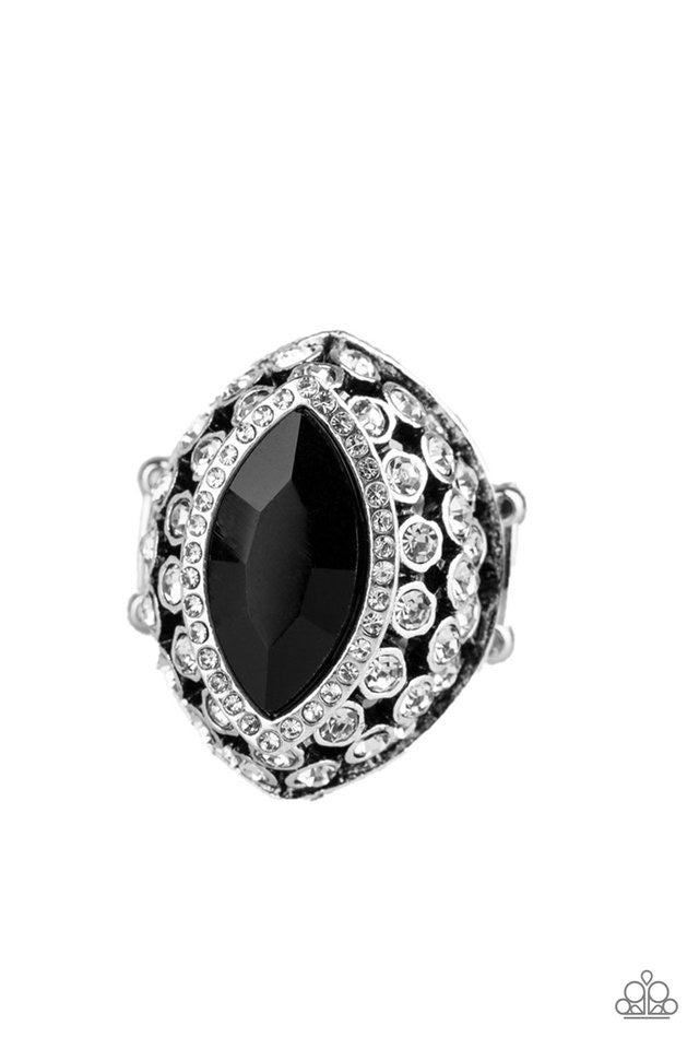 Royal Radiance - Black - Ring