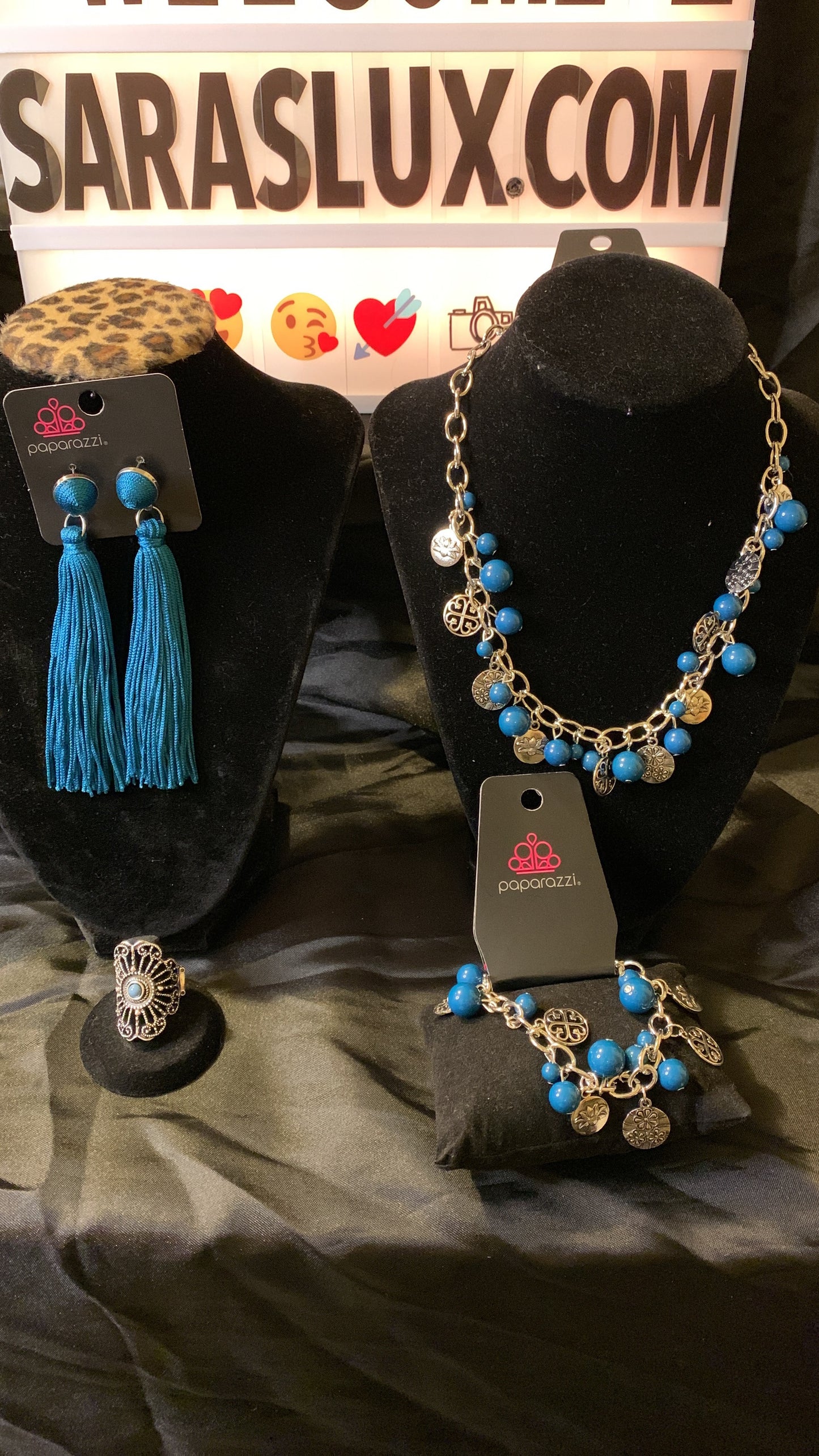 Paparazzi 4pc set color blue; includes: necklace, bracelet, earrings and ring