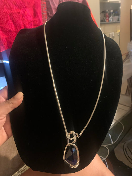 Long Necklace color blue