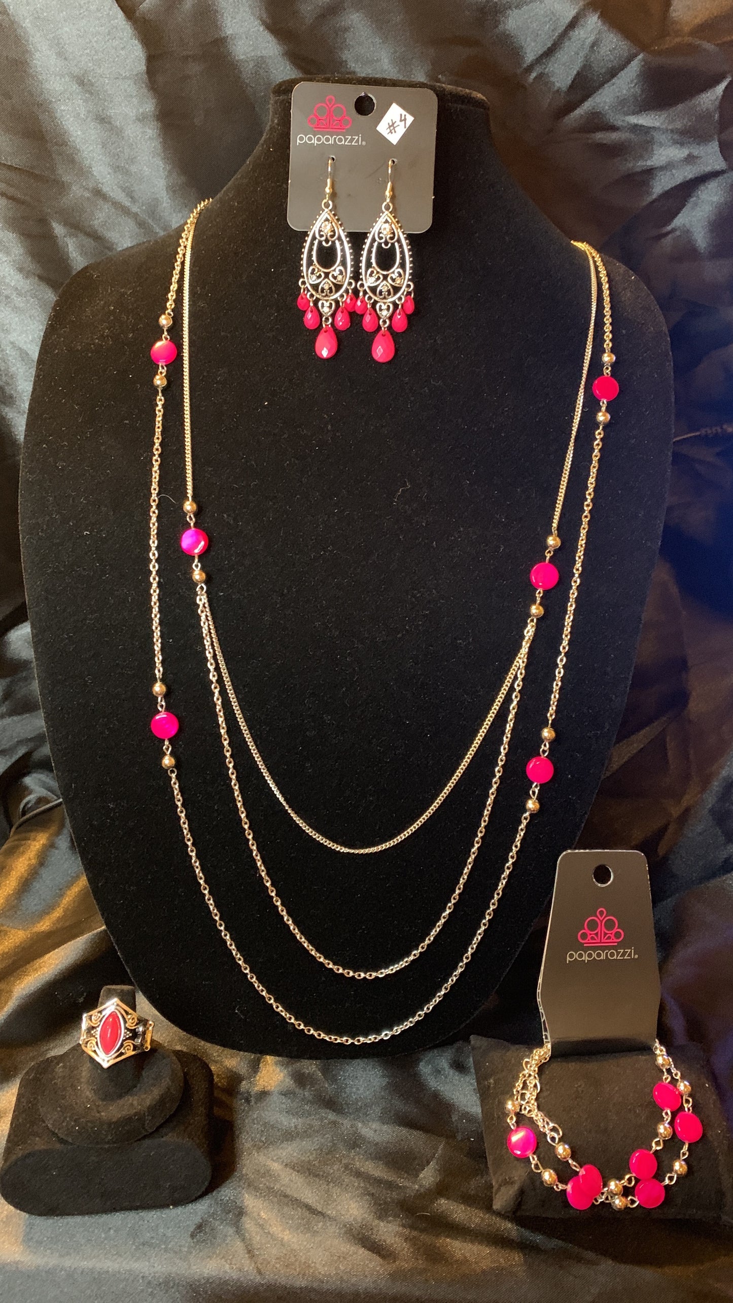 4pc set color pink; includes: necklace, bracelet, earrings and ring