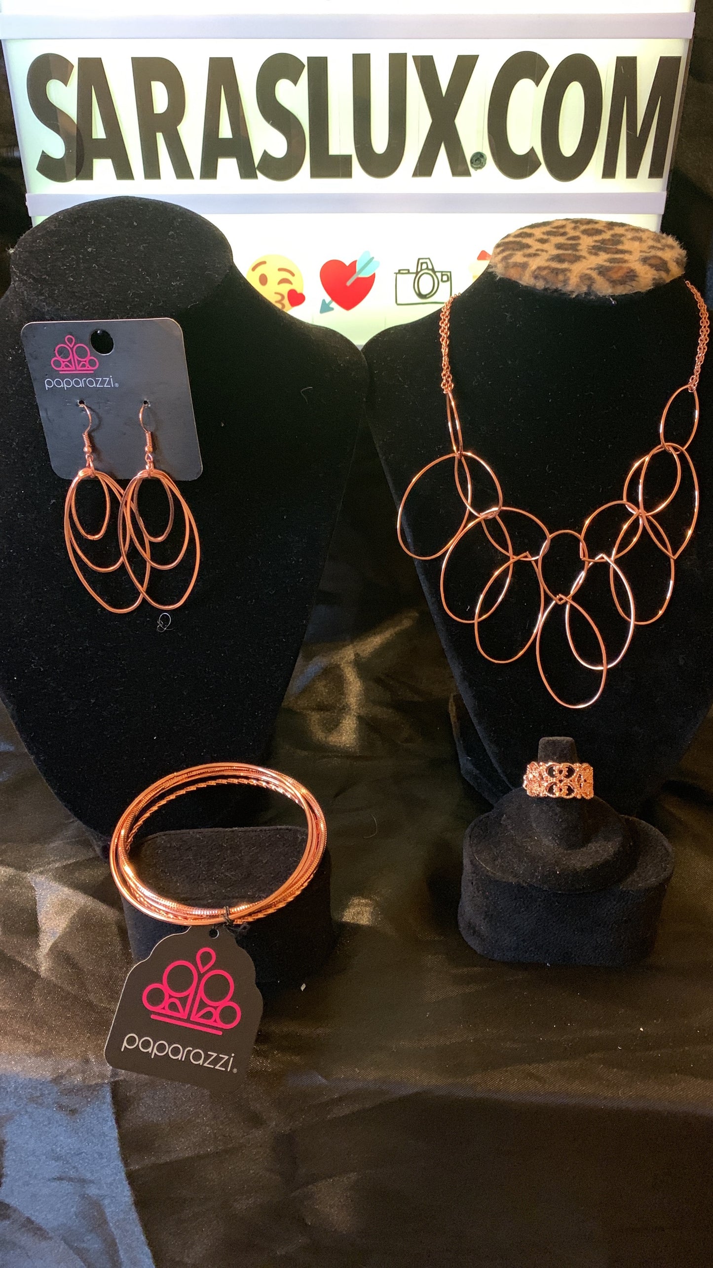 Paparazzi 4pc set color copper ; includes: necklace, earrings, bracelet and ring