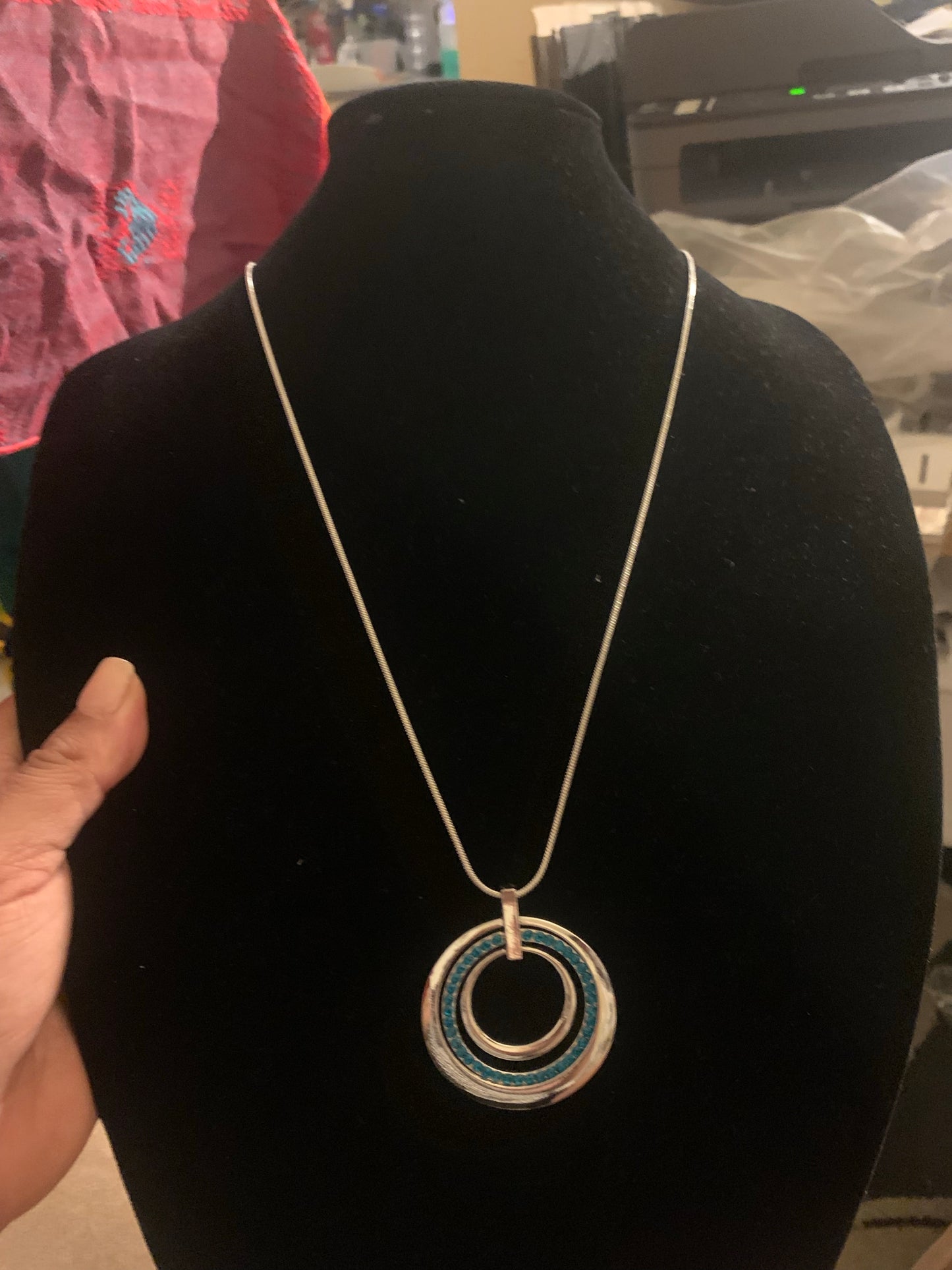 Gather around Gorgeous Blue necklace