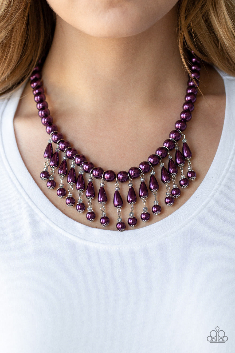 Miss majestic necklace color purple