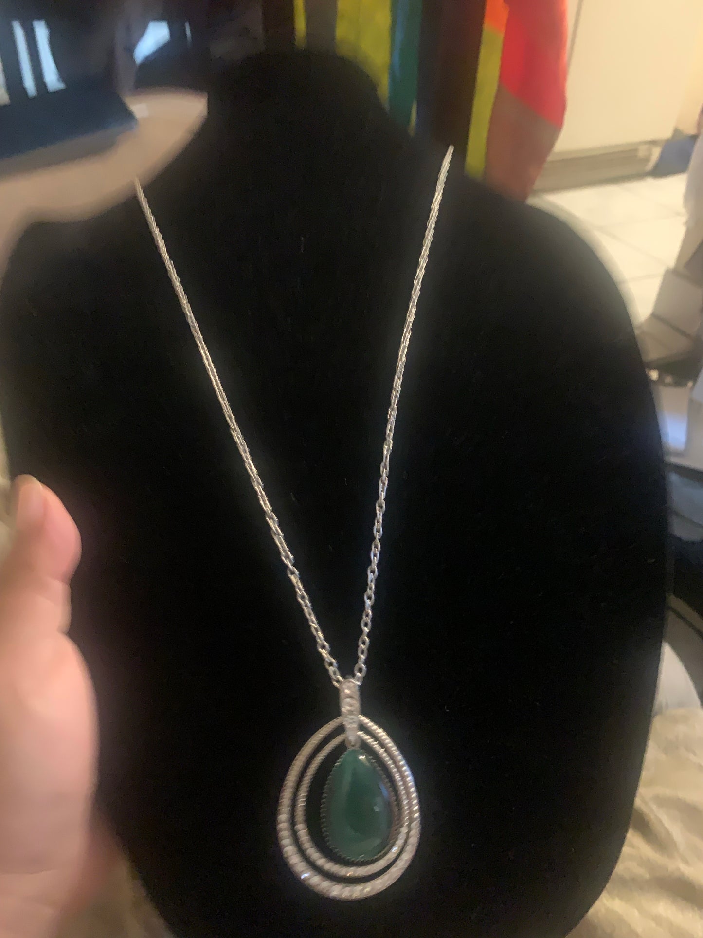 Necklace color green