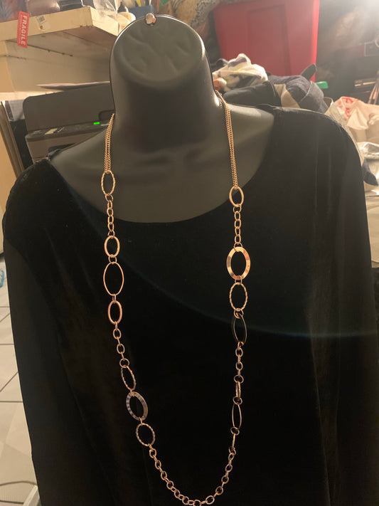 Street beat Necklace color Gold