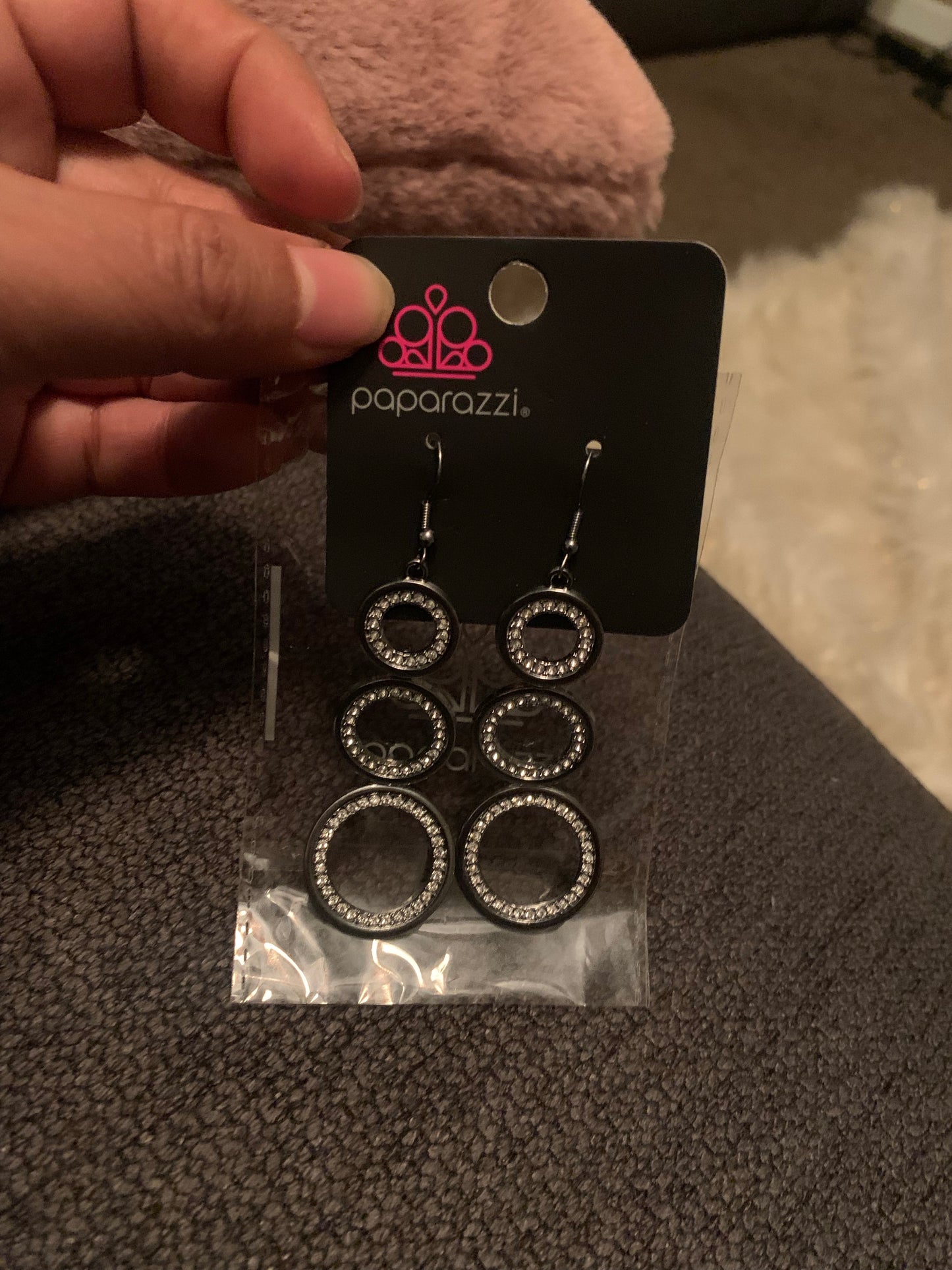 Shimmering Circles Black Earring