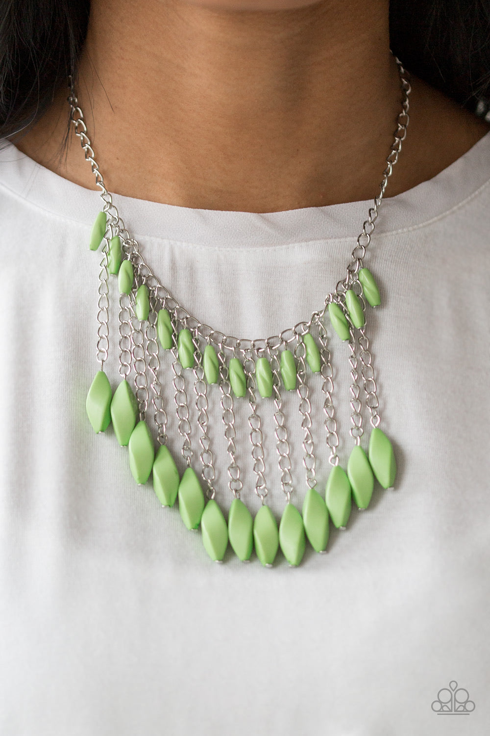 Venturous Vibes Green Necklace