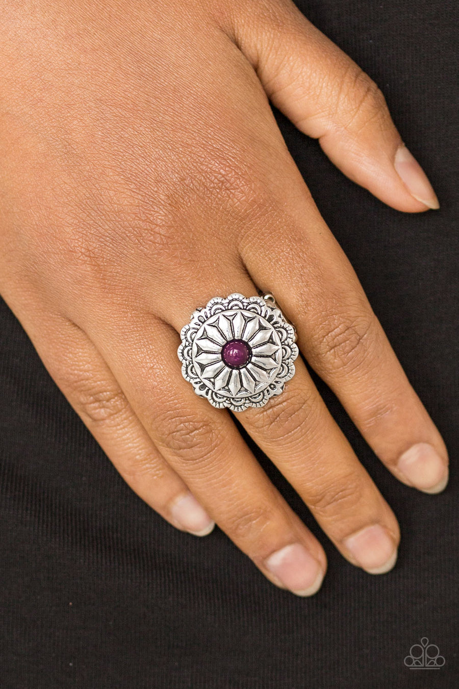 Daringly Daisy - Purple - Flower Ring