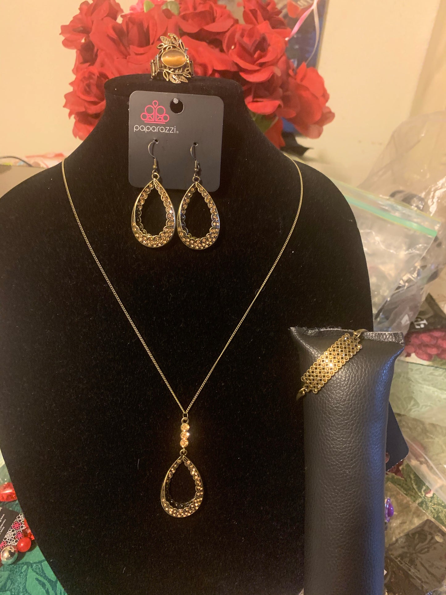 4pc set color brass; includes: necklace, bracelet, earrings and ring