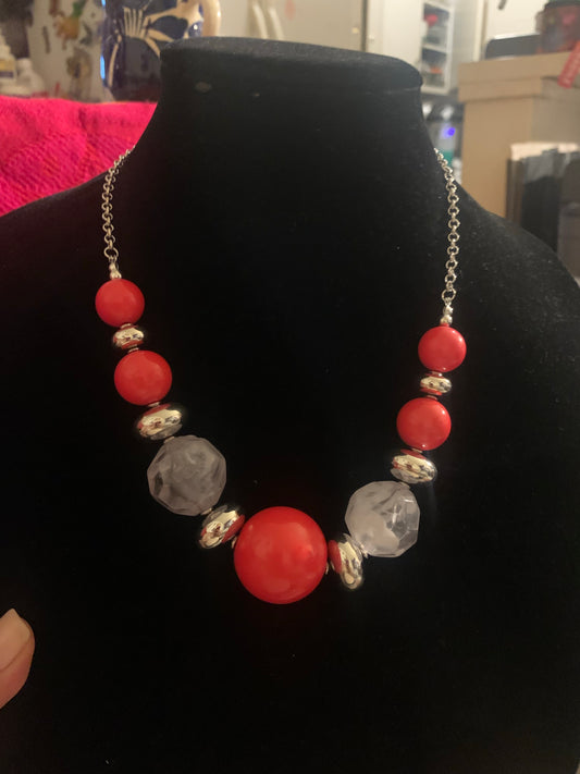 Daytime drama red necklace