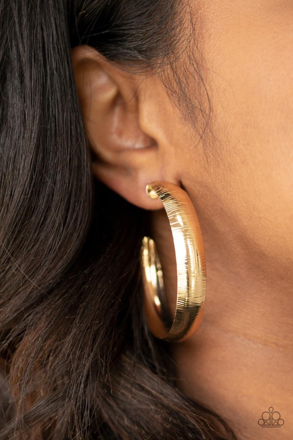 Hoop Earrings color Gold