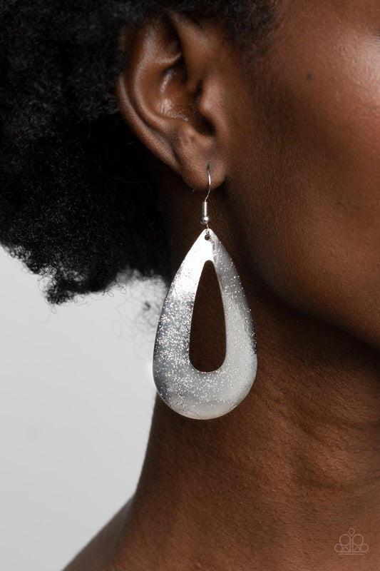 Hand it Ovali silver earring