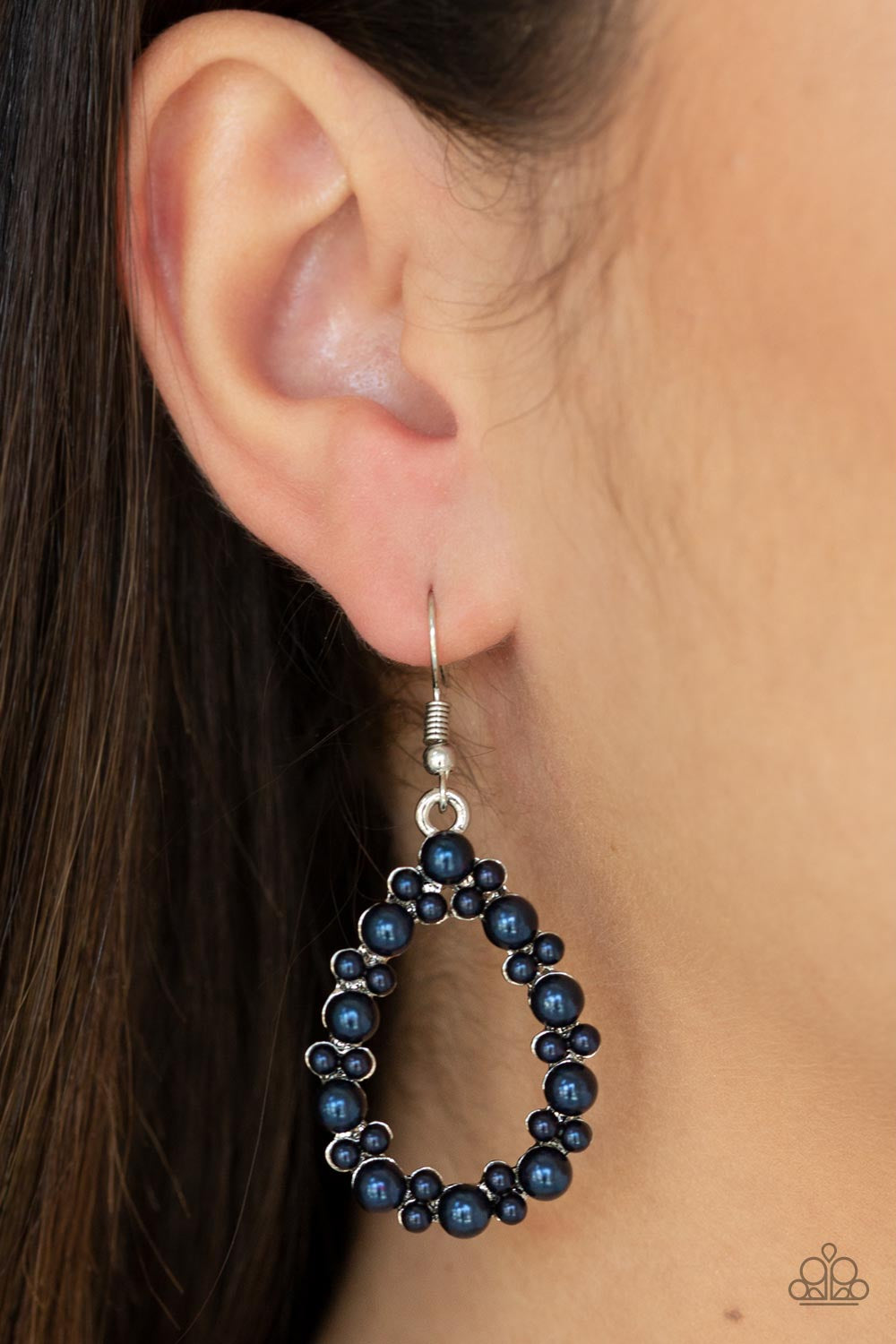 Pearl Spectacular - Blue earrings