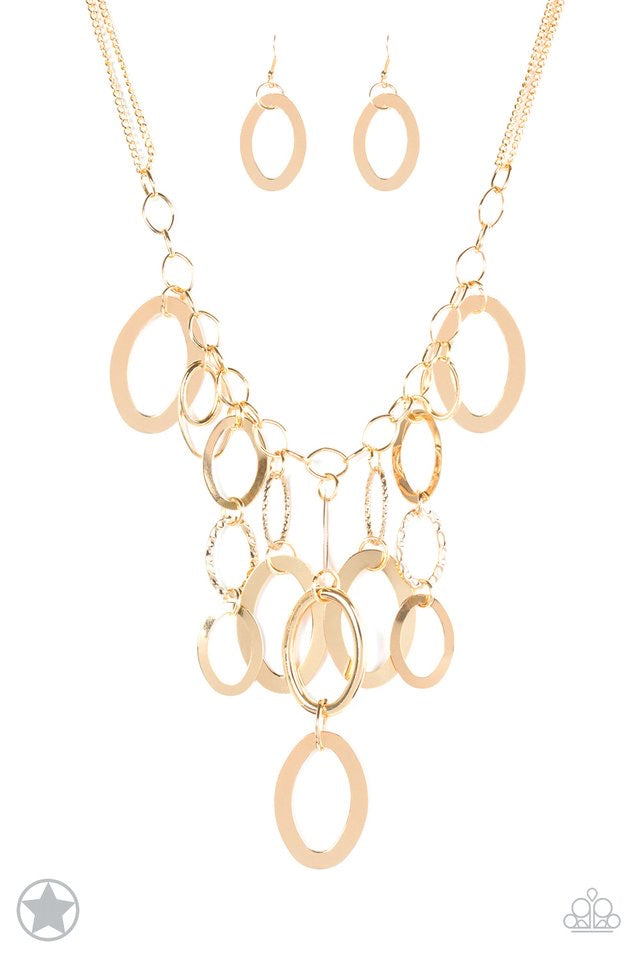 Blockbuster-A Golden Spell-necklace color Gold