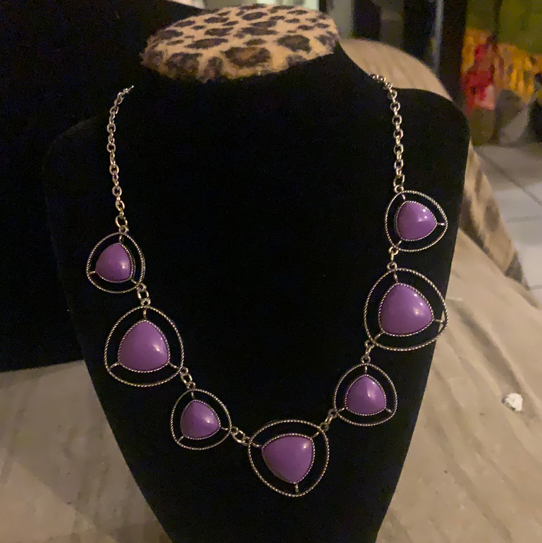 Make a Point purple necklace