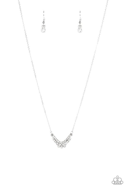 Classically Classic White stones necklace