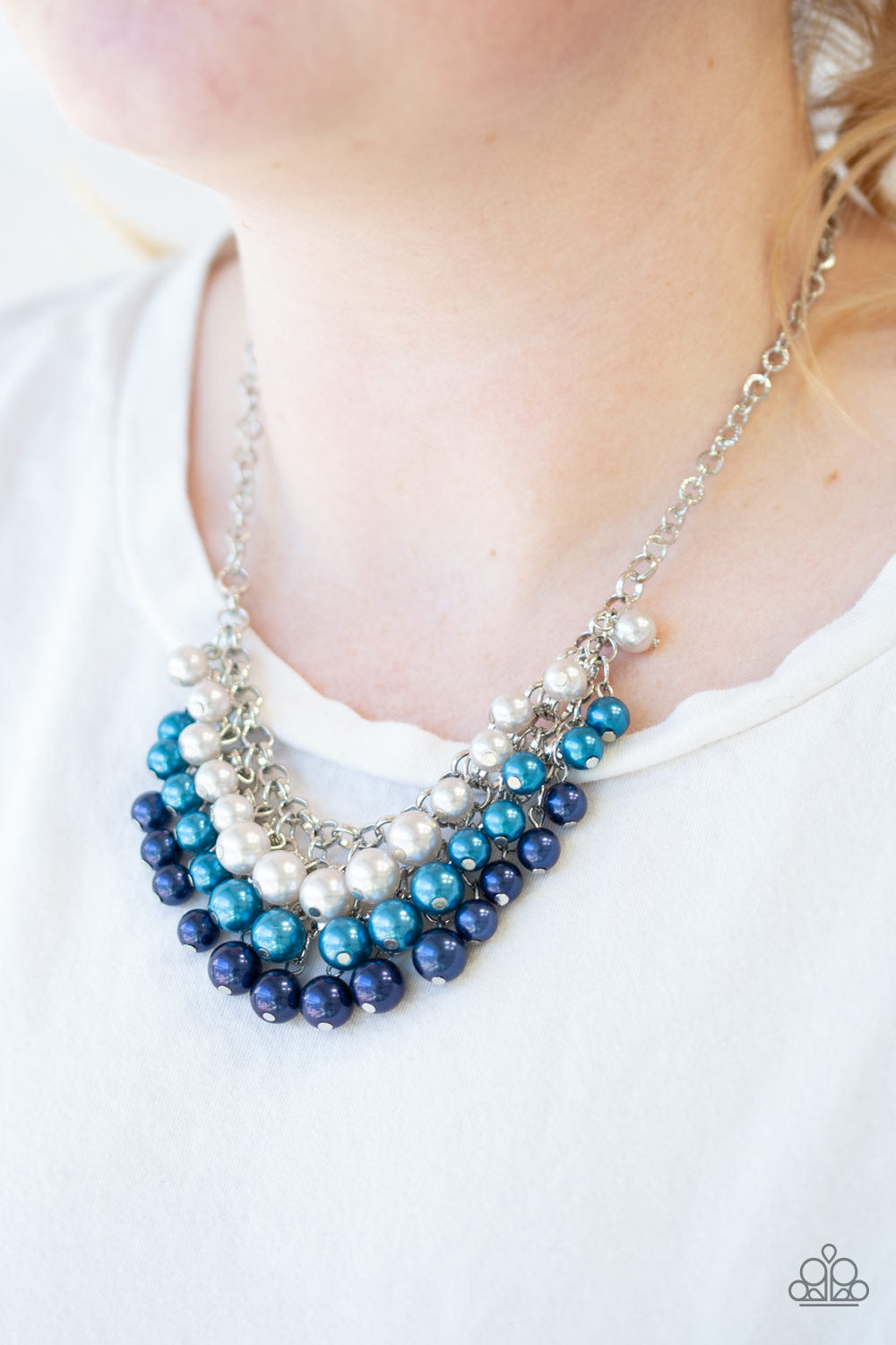 run for the Heels blue necklace