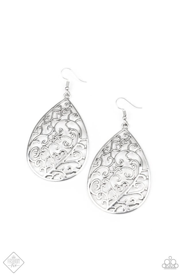 Earrings color silver