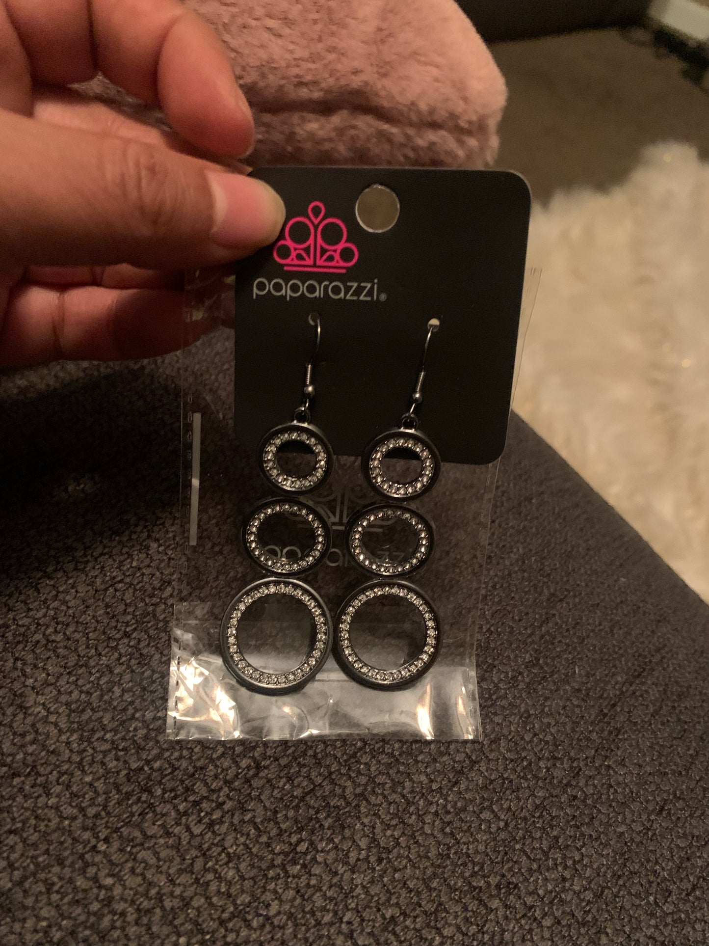 Shimmering Circles Black Earring