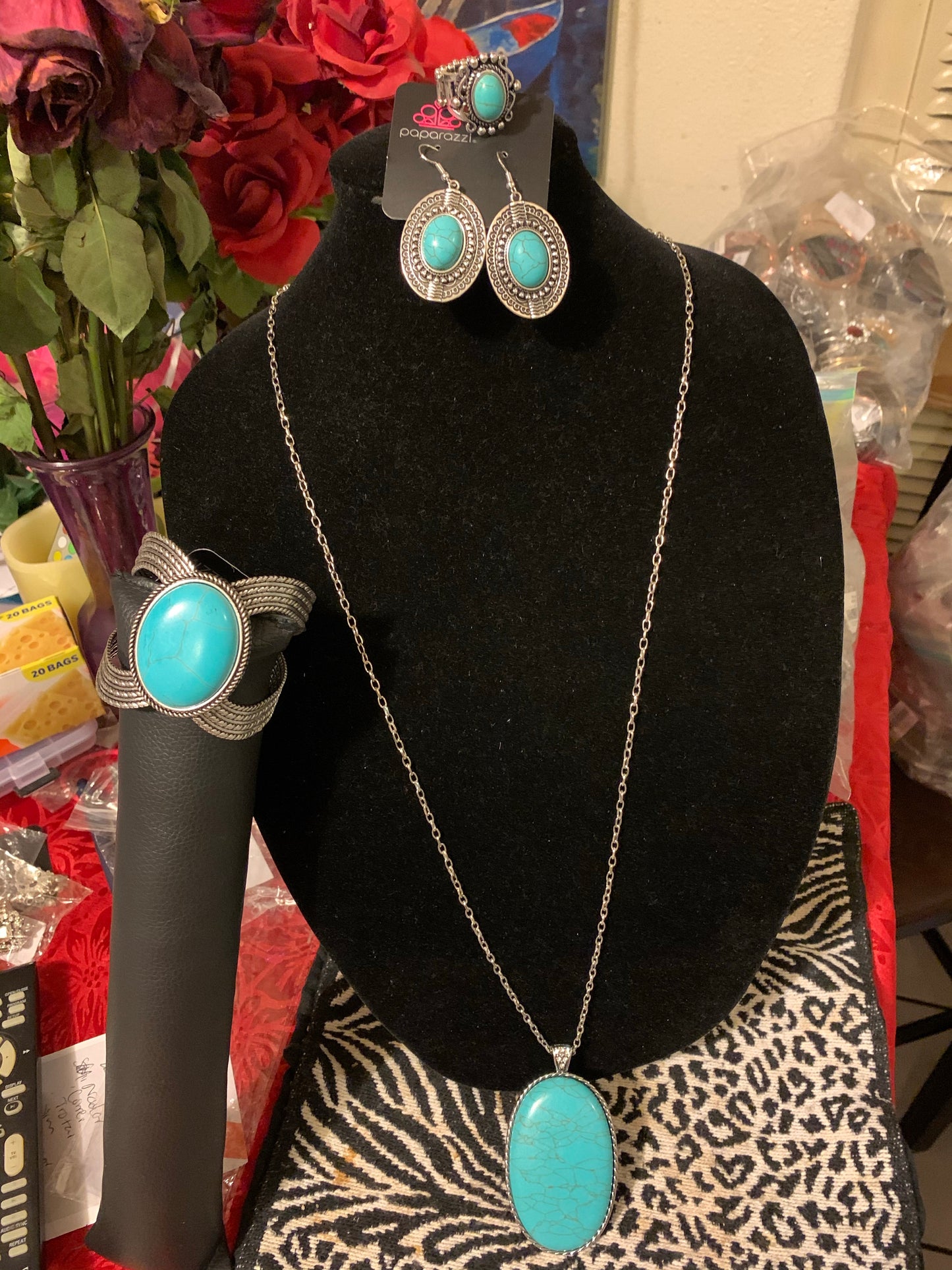 4pc set color blue; includes: necklace, bracelet, earrings and ring