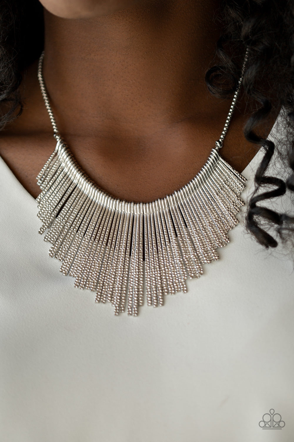 Metallic Mane silver necklace