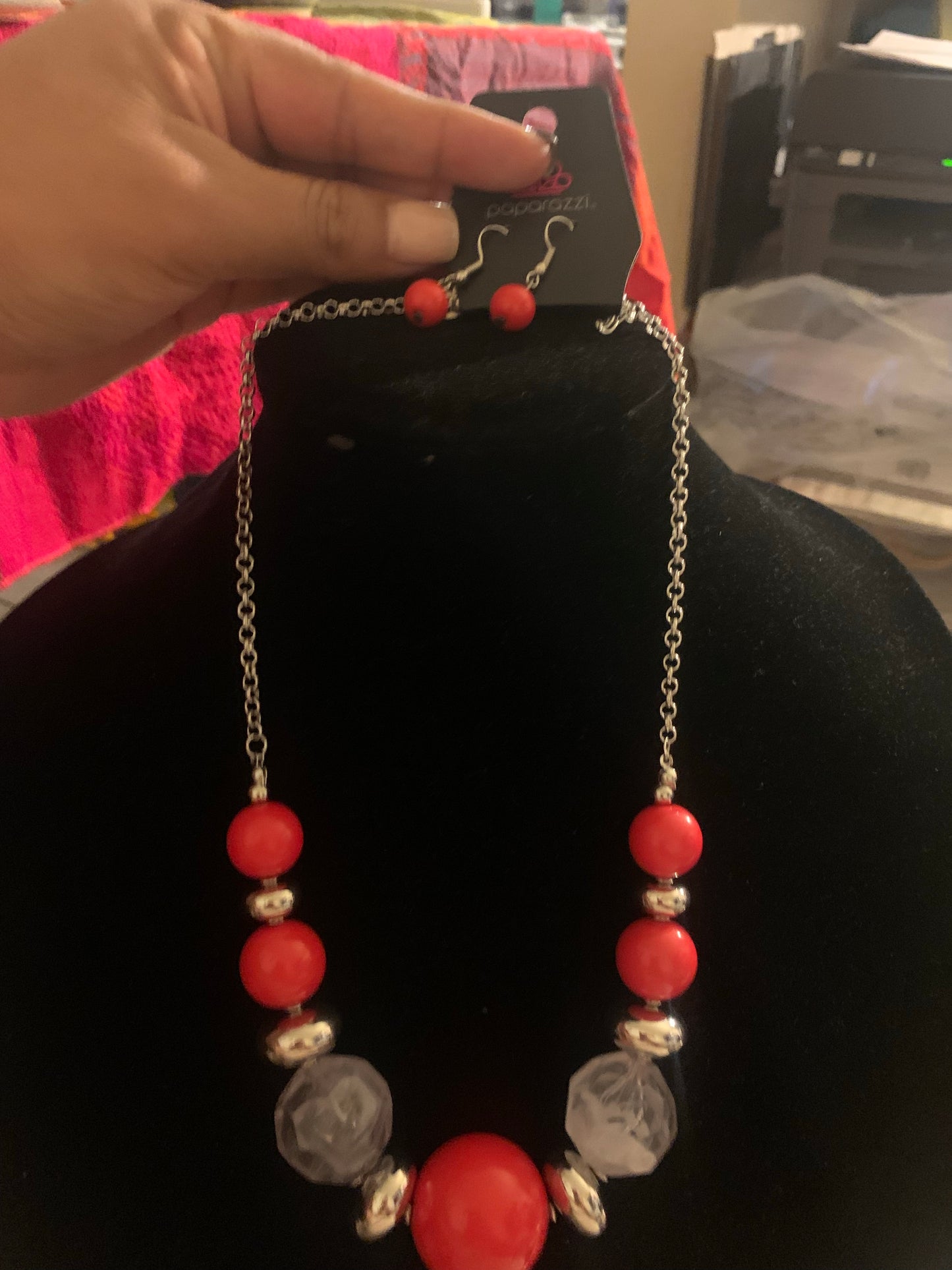 Daytime drama red necklace