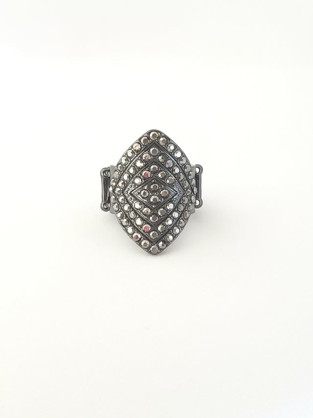 Plead Glitzy Black Paparazzi Ring