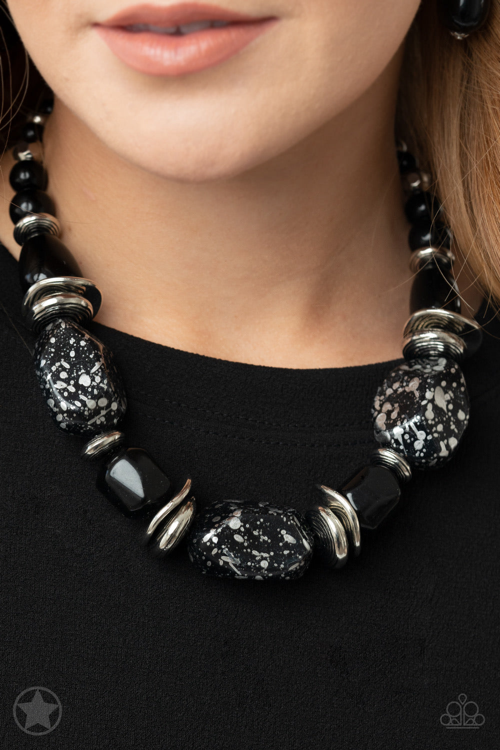 Blockbuster necklace-In Good Glazes - Black