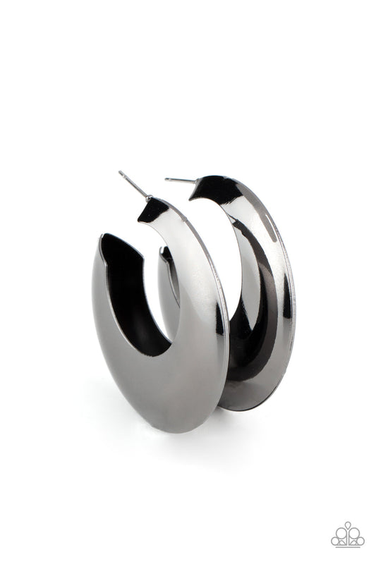 Chic Crescento-black hoops