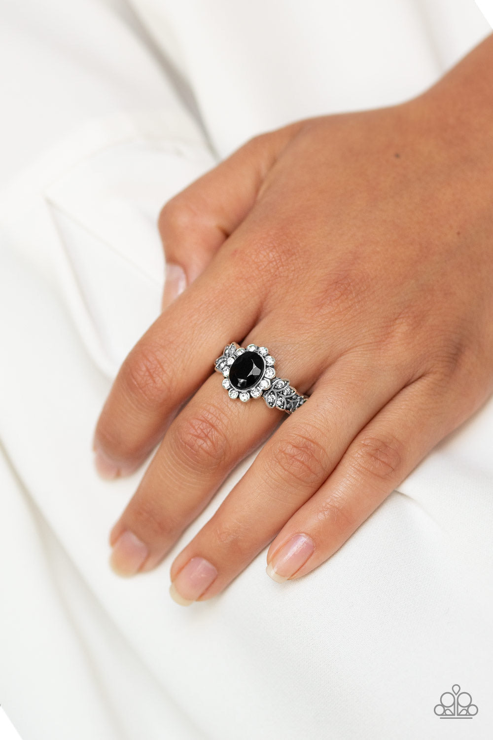 Glitter Garden Black Ring