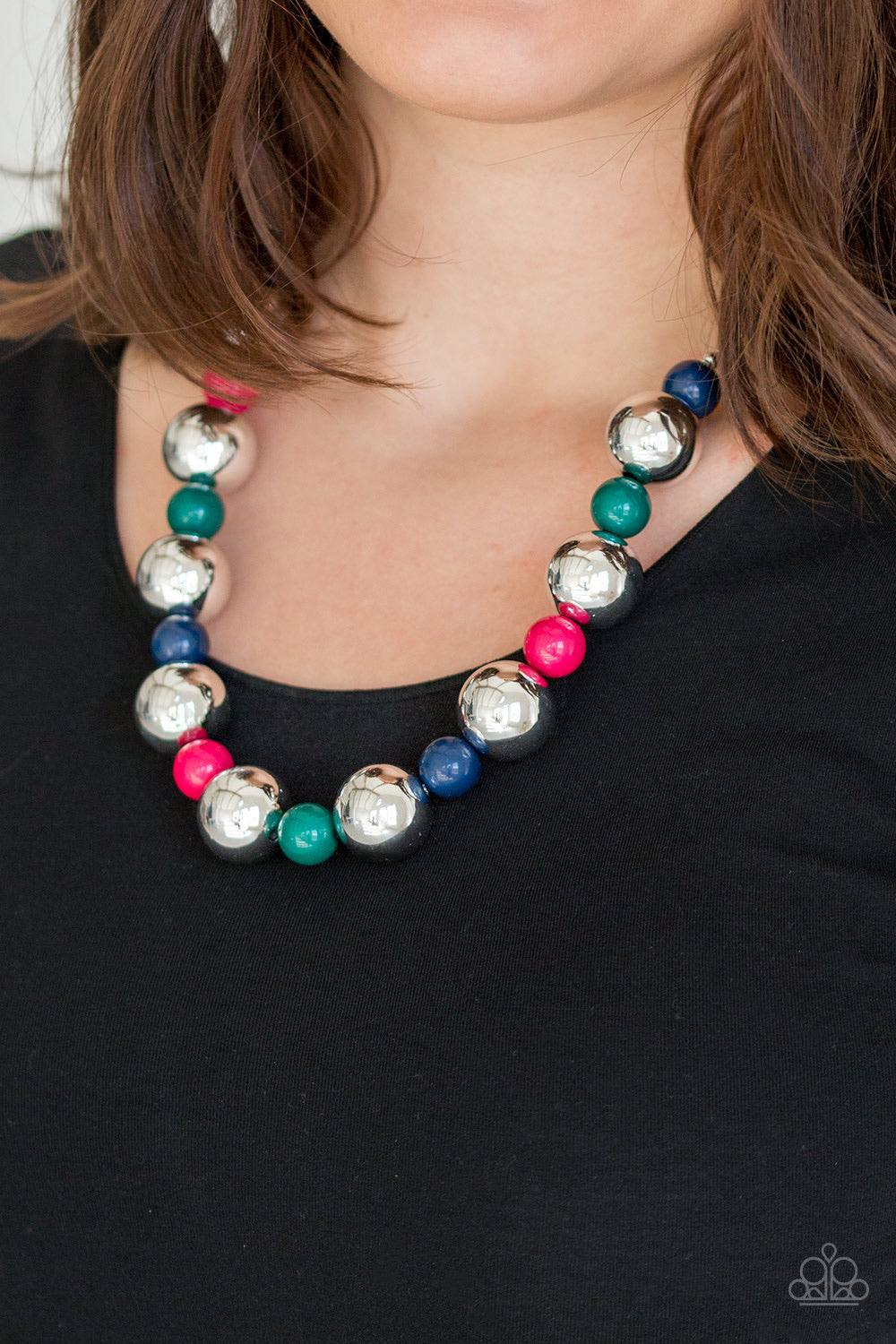 Top pop multi necklace