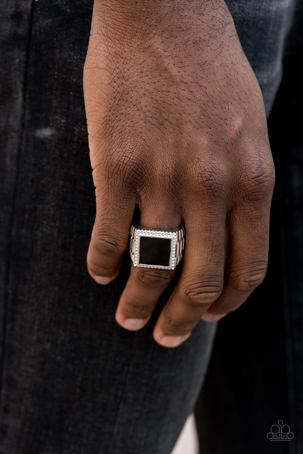 Men’s ring