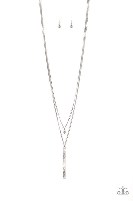 Stratospheric white necklace