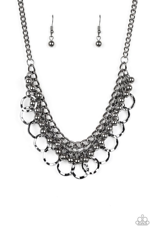 Ring Leader Radiance - Black necklace