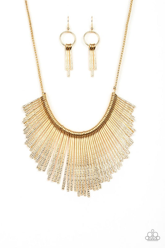 Metallic mane Necklace set color Gold