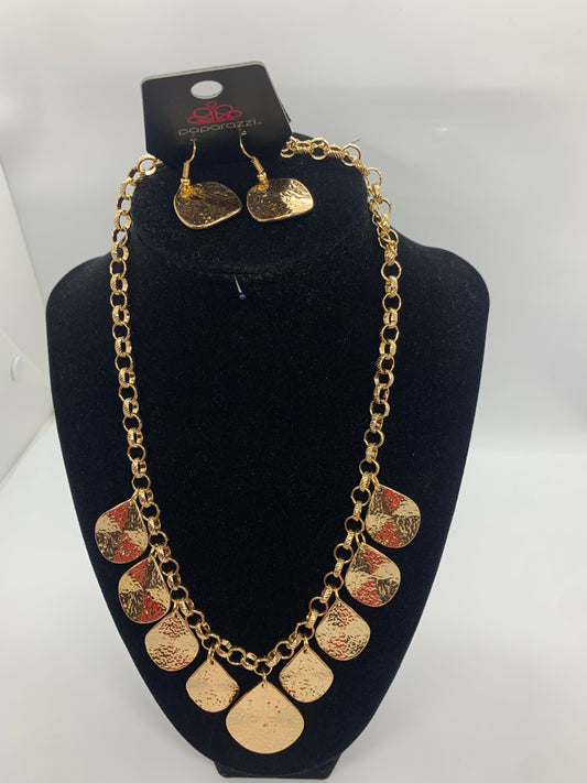 Necklace set color Gold